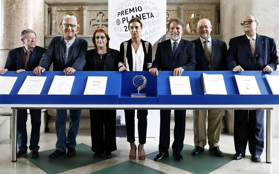 Novelas negras, románticas e históricas entre las 10 finalistas del Premio Planeta
