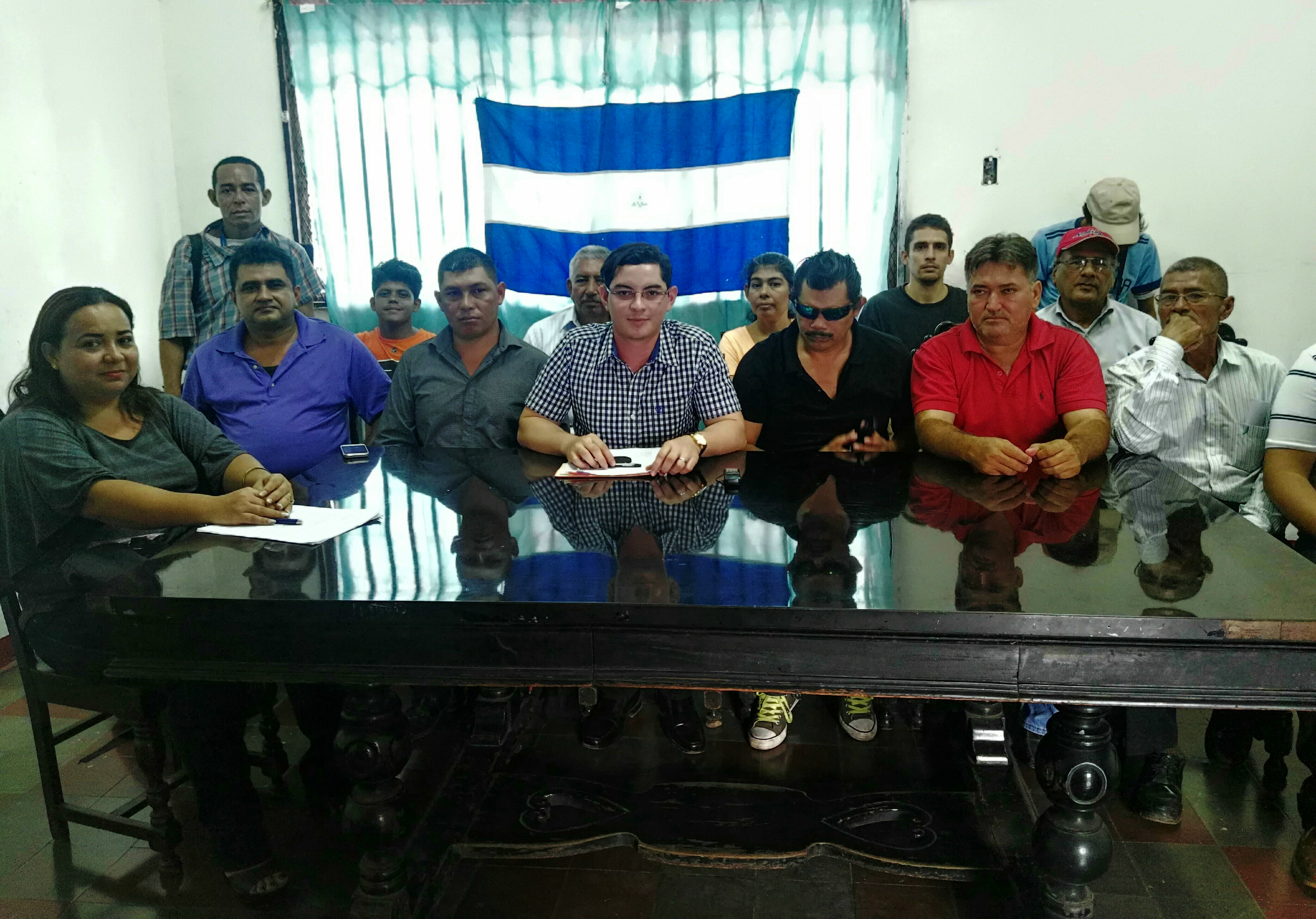 Estos son los ciudadanos que renunciaron al Movimiento Unidad con Dignidad (MUD) por su alianza con el PLC. LA PRENSA/L. ÁLVAREZ