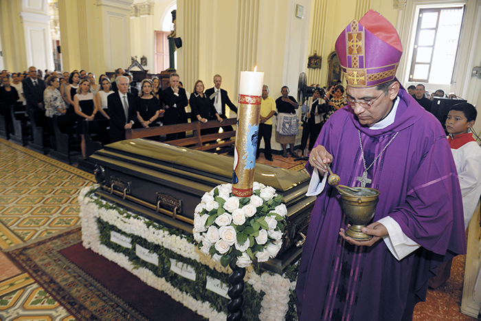 Último adiós a don Alberto Chamorro Benard