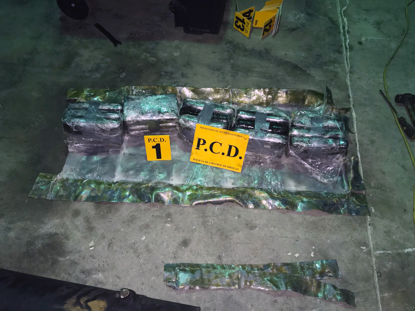 Policía costarricense capturó a un hondureño con 28 kilos de cocaína en Peñas Blancas