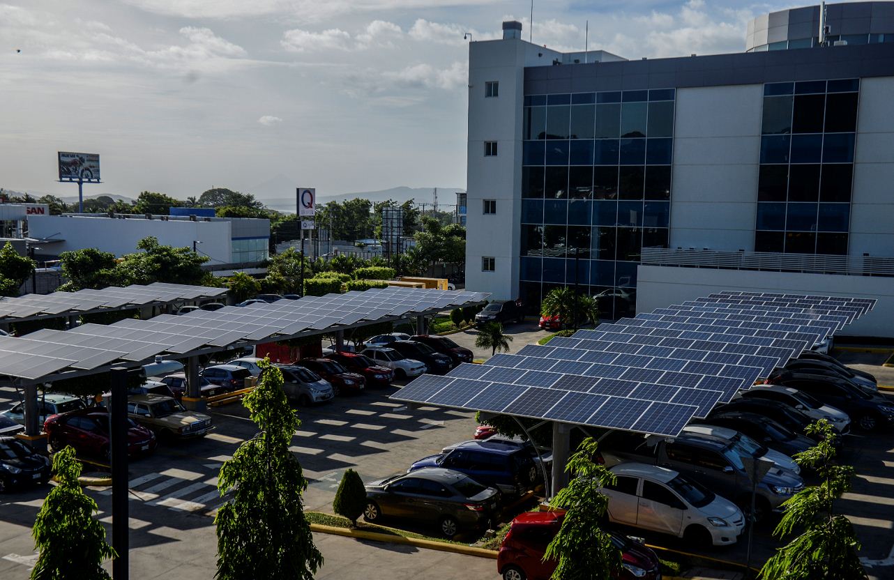 Apuesta por energías renovables debería de incidir en tarifa energética