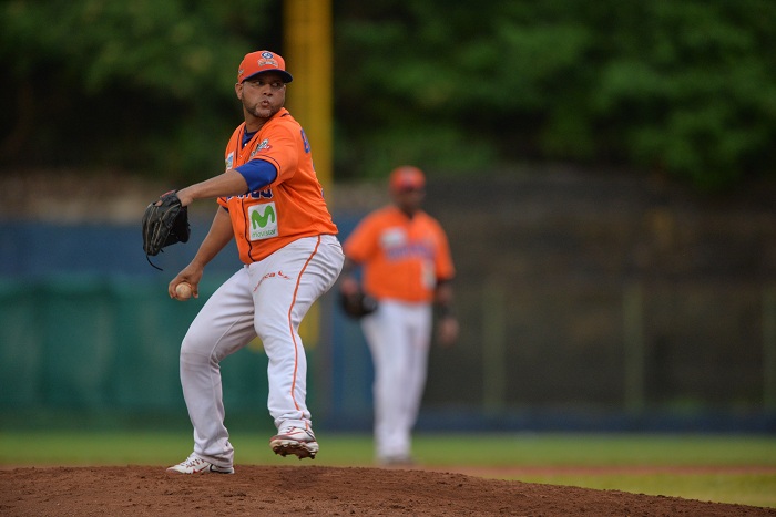 Gigantes de Rivas, Liga Profesional, Gustavo Martínez