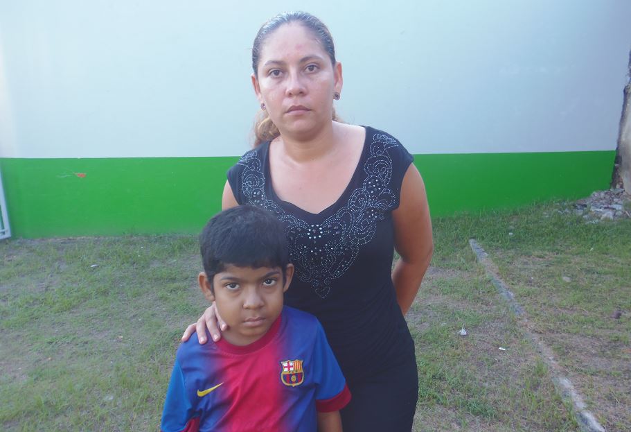Busca ayuda para mejorar calidad de vida de su hijo