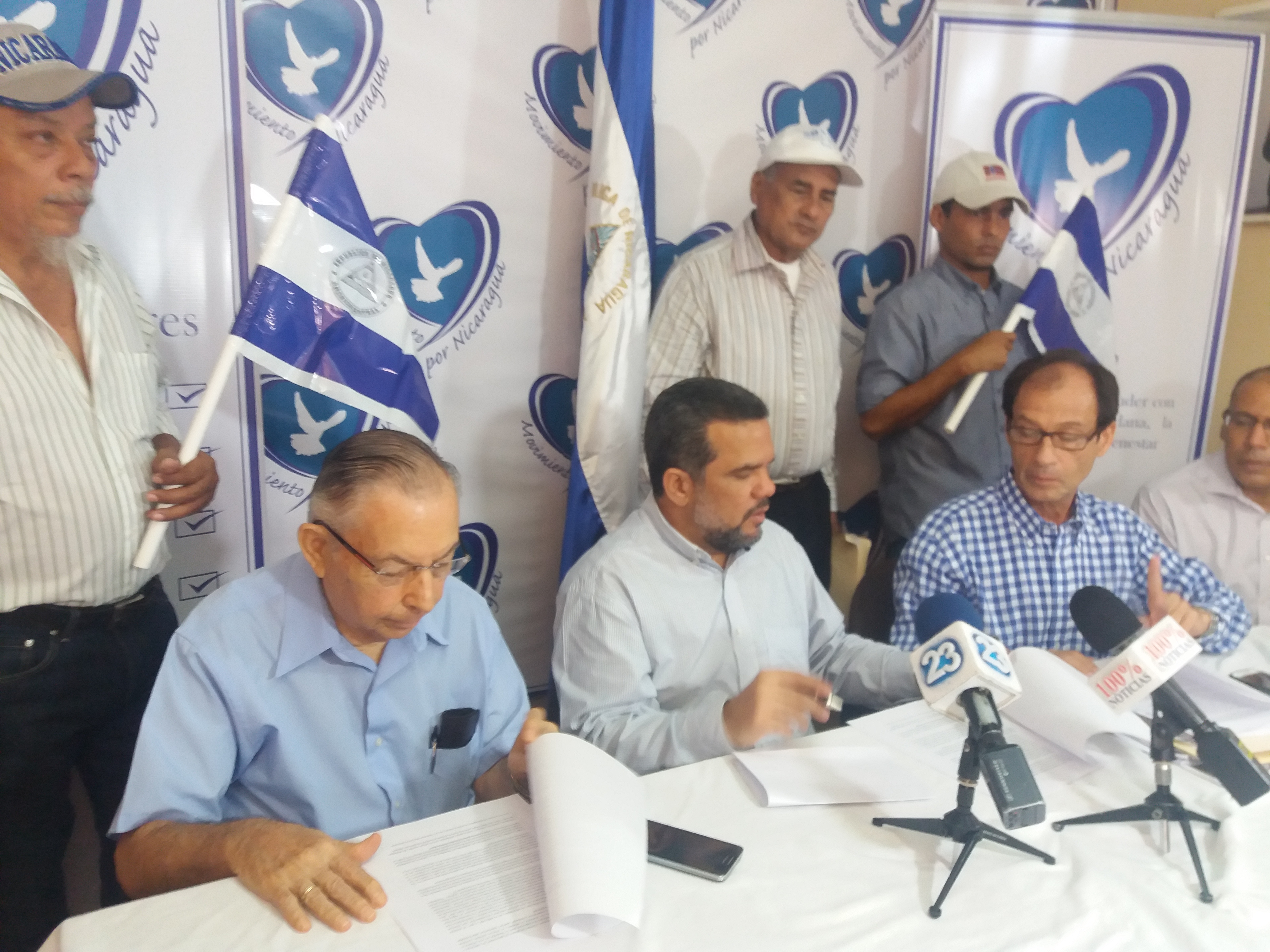 Miembros del Movimiento por Nicaragua hicieron duras críticas a la Misión de Acompañamiento Electoral de la OEA.
