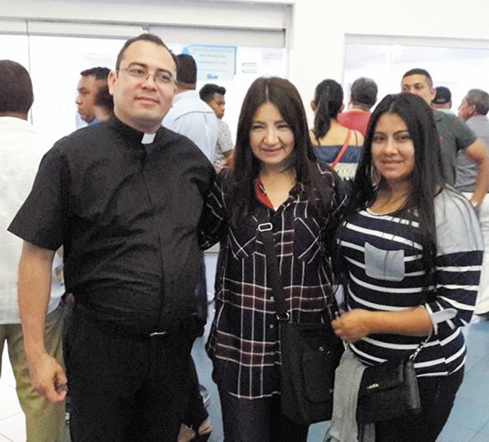 Ángela Sandoval cantará en diócesis de León