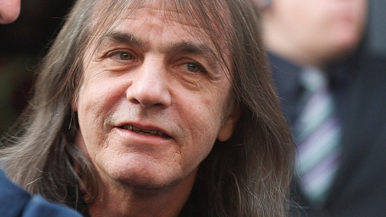 Muere Malcolm Young, guitarrista y cofundador de AC/DC