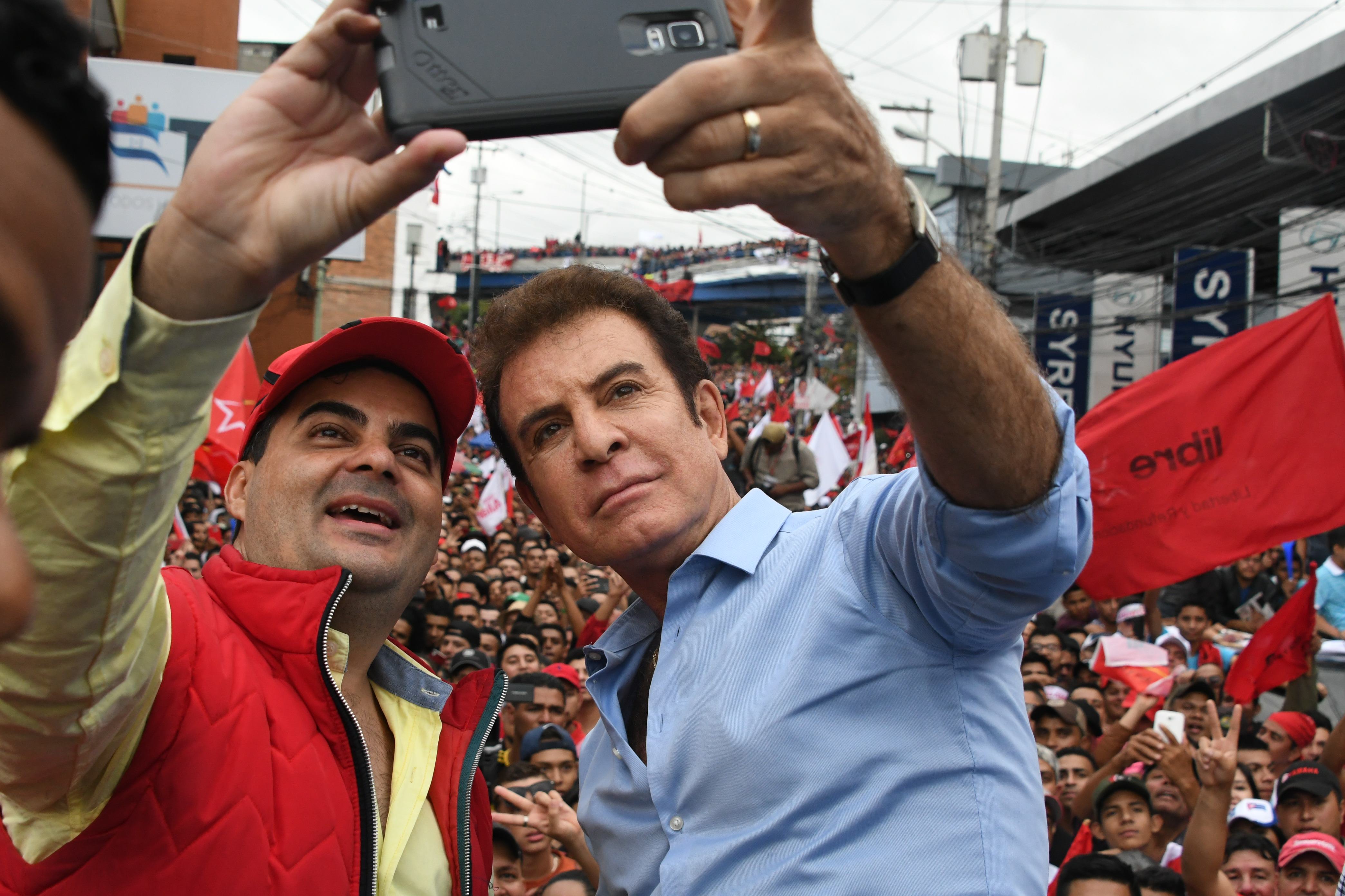 Oposición hondureña aventaja en las elecciones presidenciales a Juan Orlando Hernández