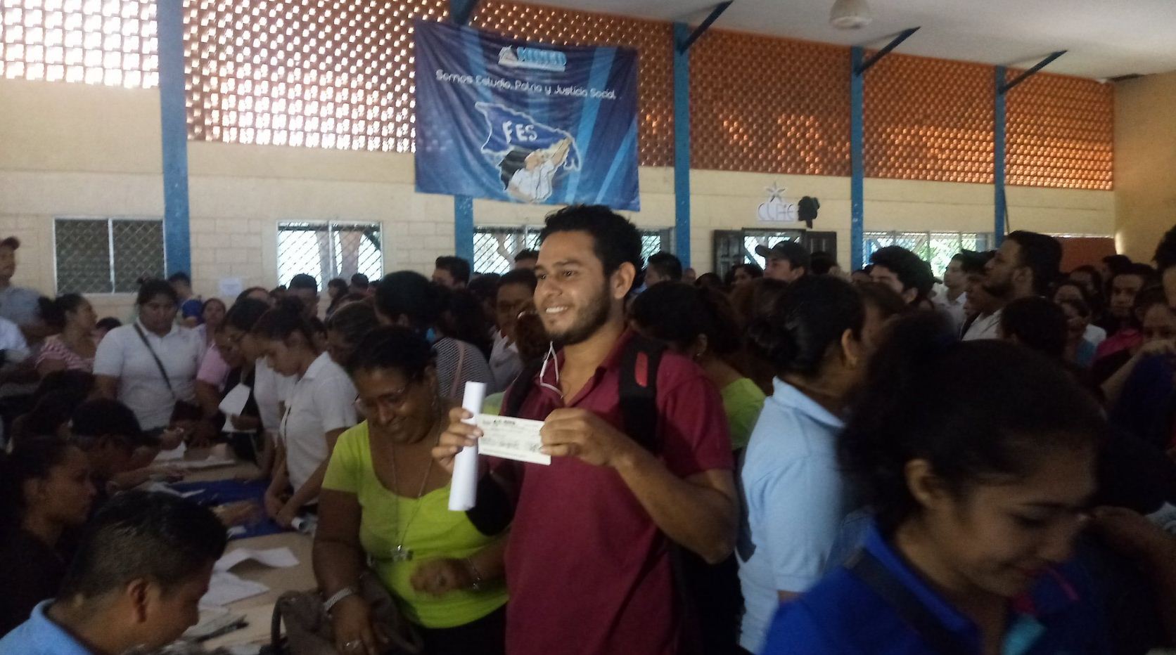 Bachilleres de Boaco reciben bono