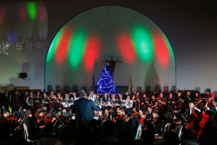 Artistas nacionales y Camerata Bach cantan a la Navidad