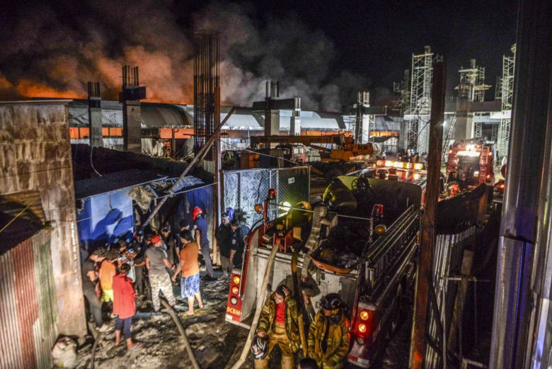 El indomable Mercado Oriental: 92 años de vida entre fuego, caos y resistencia