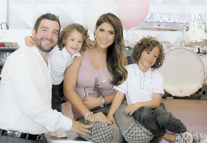 Sharon Amador espera a su tercer hijo