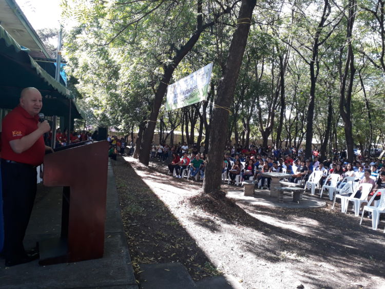 UNA, bachilleres