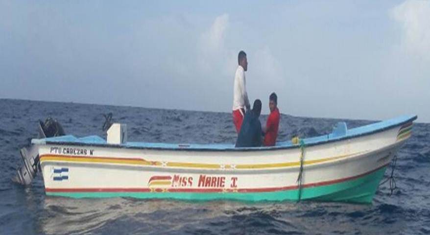 Encuentran sin sus tripulantes la lancha que desapareció hace once días en el Caribe Norte
