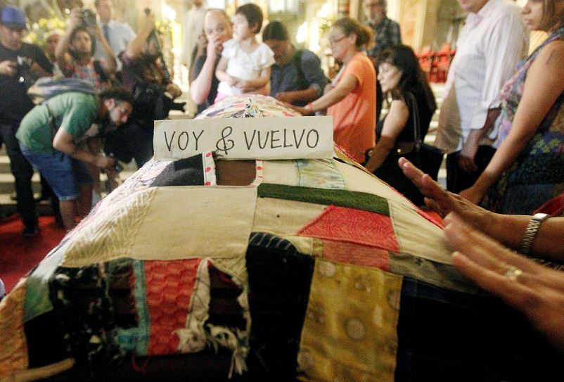 Nicanor Parra descansará entre Pablo Neruda y Vicente Huidobro