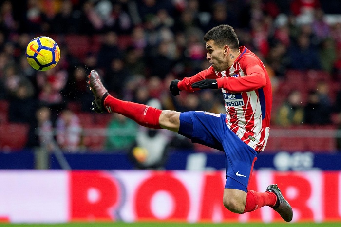El delantero argentino Ángel Correa anotó el único en el partido entre el Atlético de Madrid y el Valencia. LA PRENSA/EFE/Rodrigo Jiménez