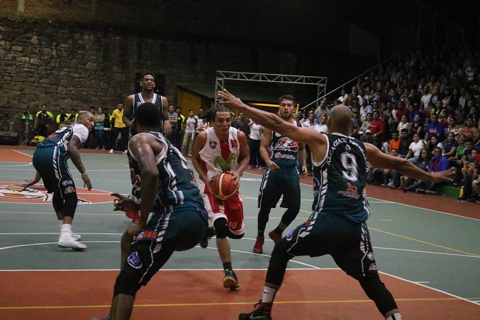 Real Estelí derrota a Toros de Norte y sigue invicto