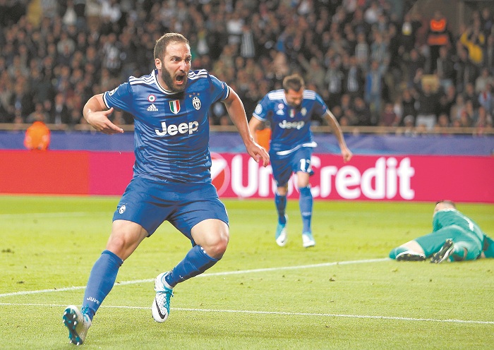 Gonzalo Higuaín vuelve a ser convocado por Argentina para amistosos