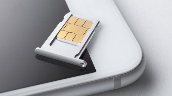 Qué es la iSIM, la tarjeta que quiere acabar con las SIM de los celulares (tal y como las conocemos hasta ahora)