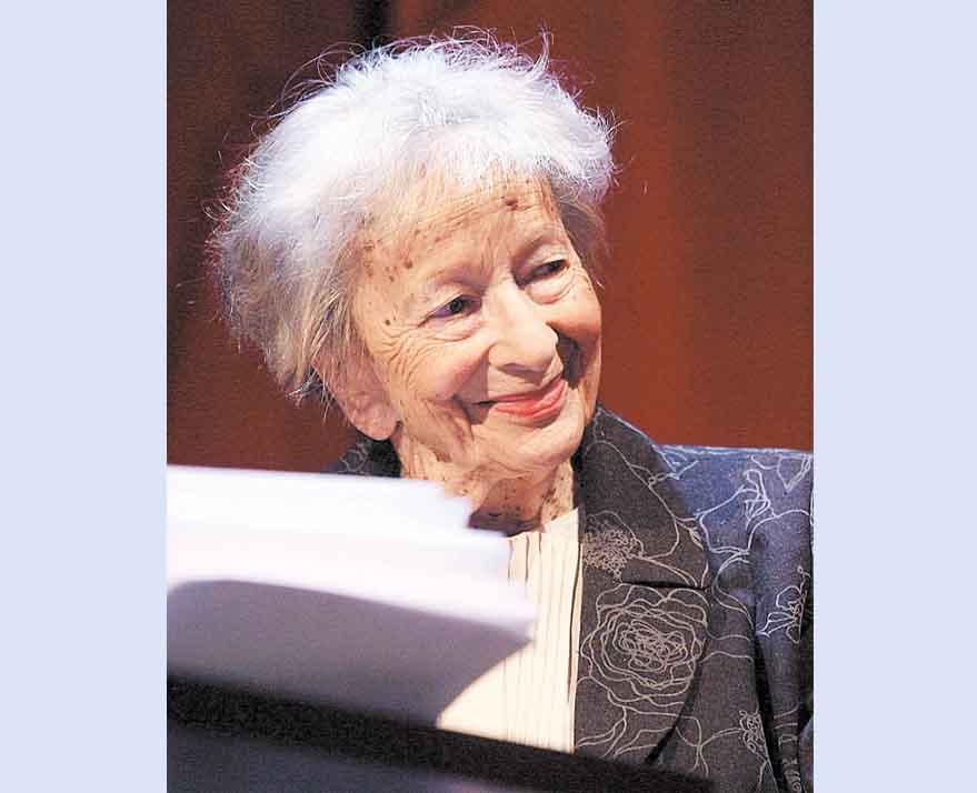 Publican al español el Correo literario de la poeta y premio Nobel polaca Wislawa Szymborska