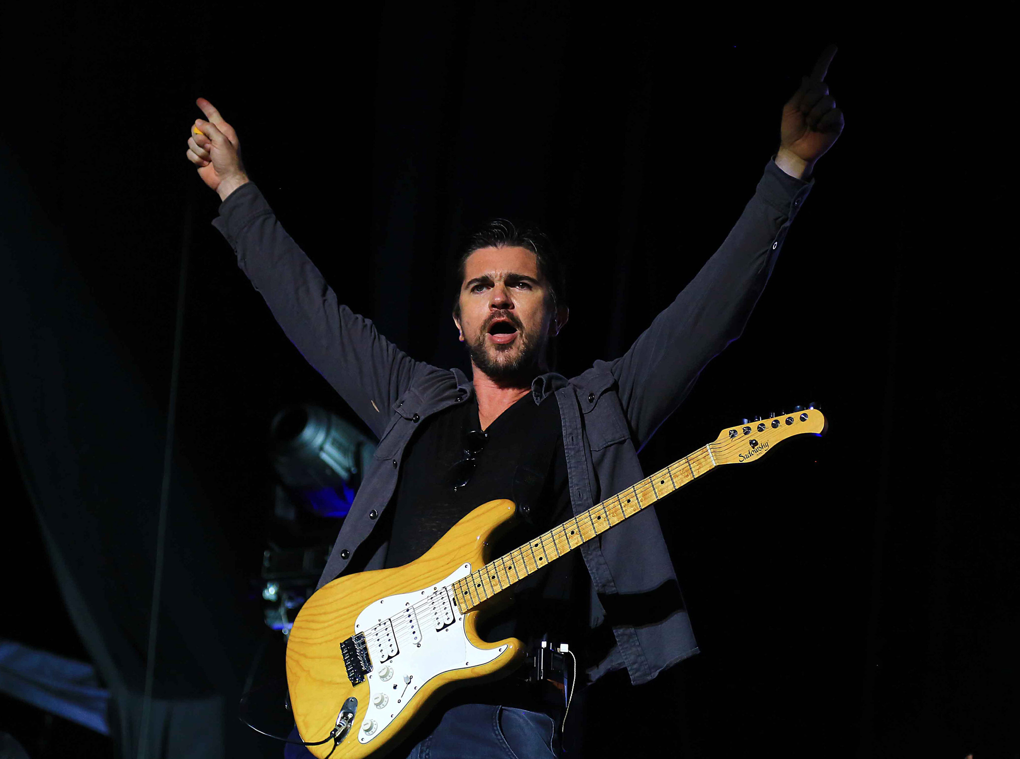 Juanes no descarta cantar algún tema en espanglis