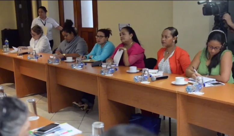 Miembros de UniRSE participan en el debate nacional para fortalecer vínculos familiares