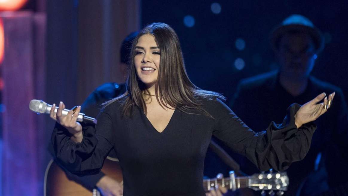 Yuridia celebra fortaleza en las mujeres con su gira por EE.UU.