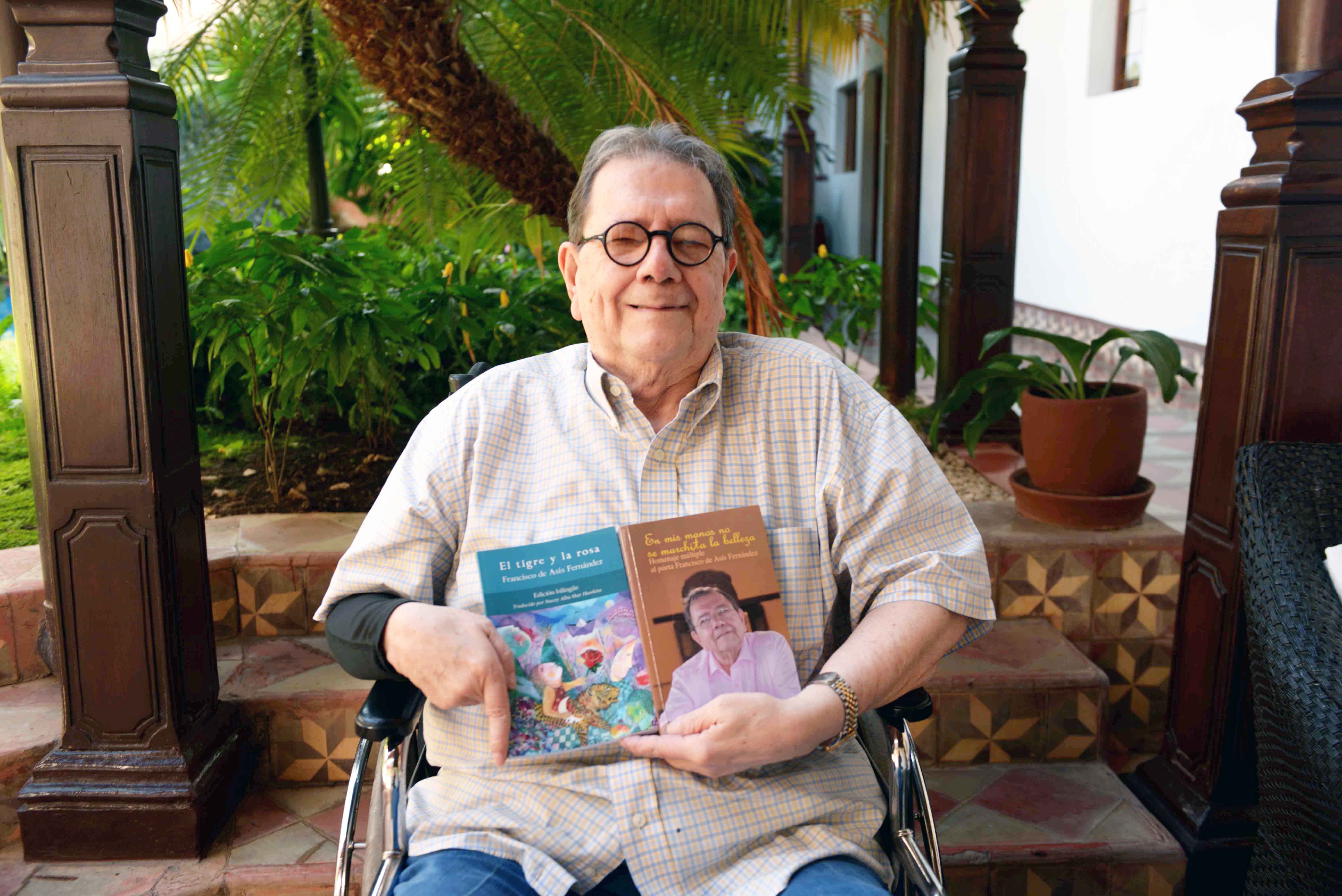 Escritores rinden homenaje múltiple y literario al poeta Francisco de Asís Fernández