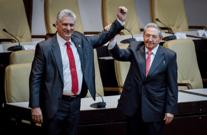 Miguel Díaz-Canel promete continuar con la revolución cubana