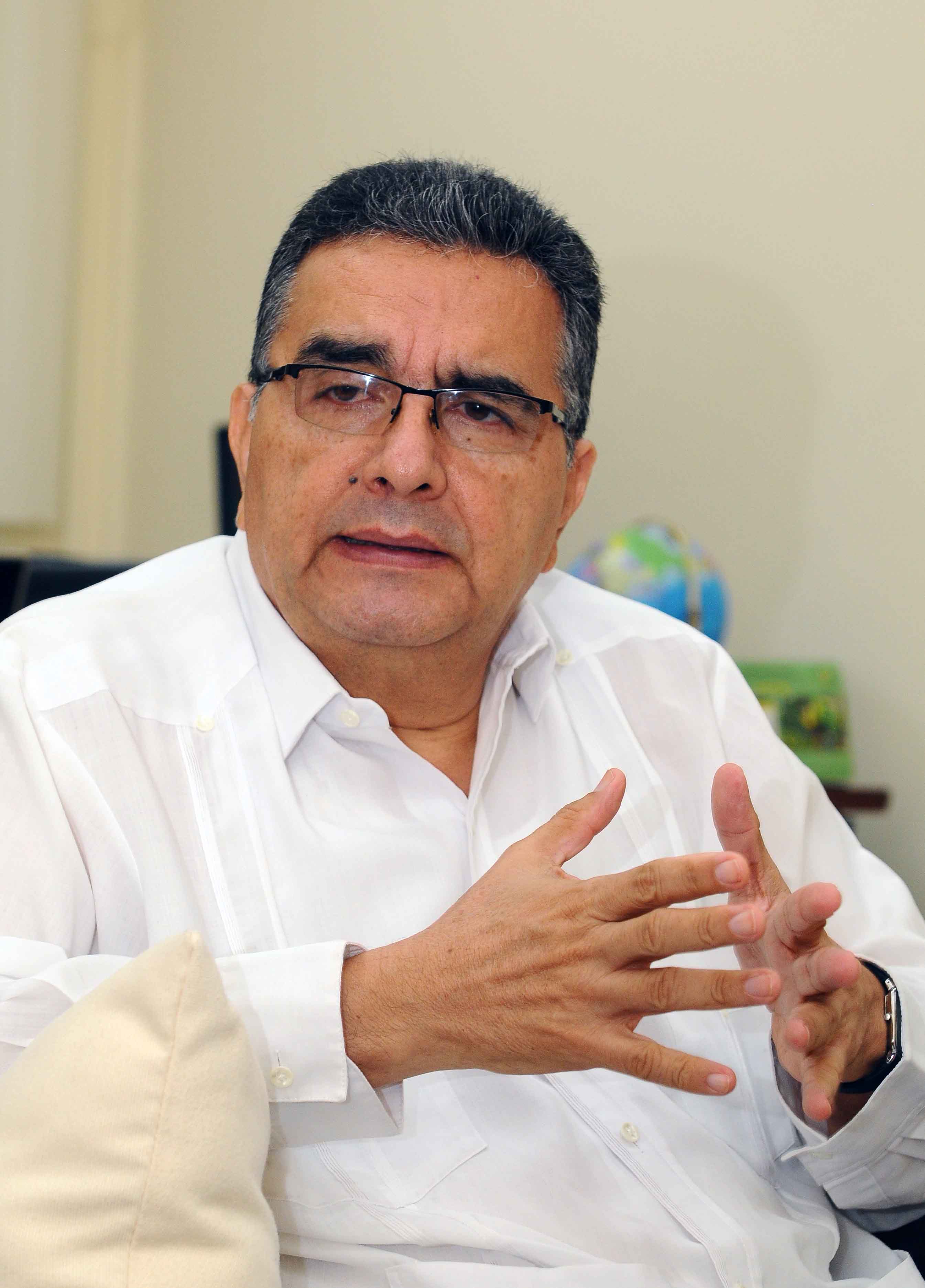 Ernesto Medina: «Ninguna de estas organizaciones han sido lo suficientemente humildes para reconocer los errores»