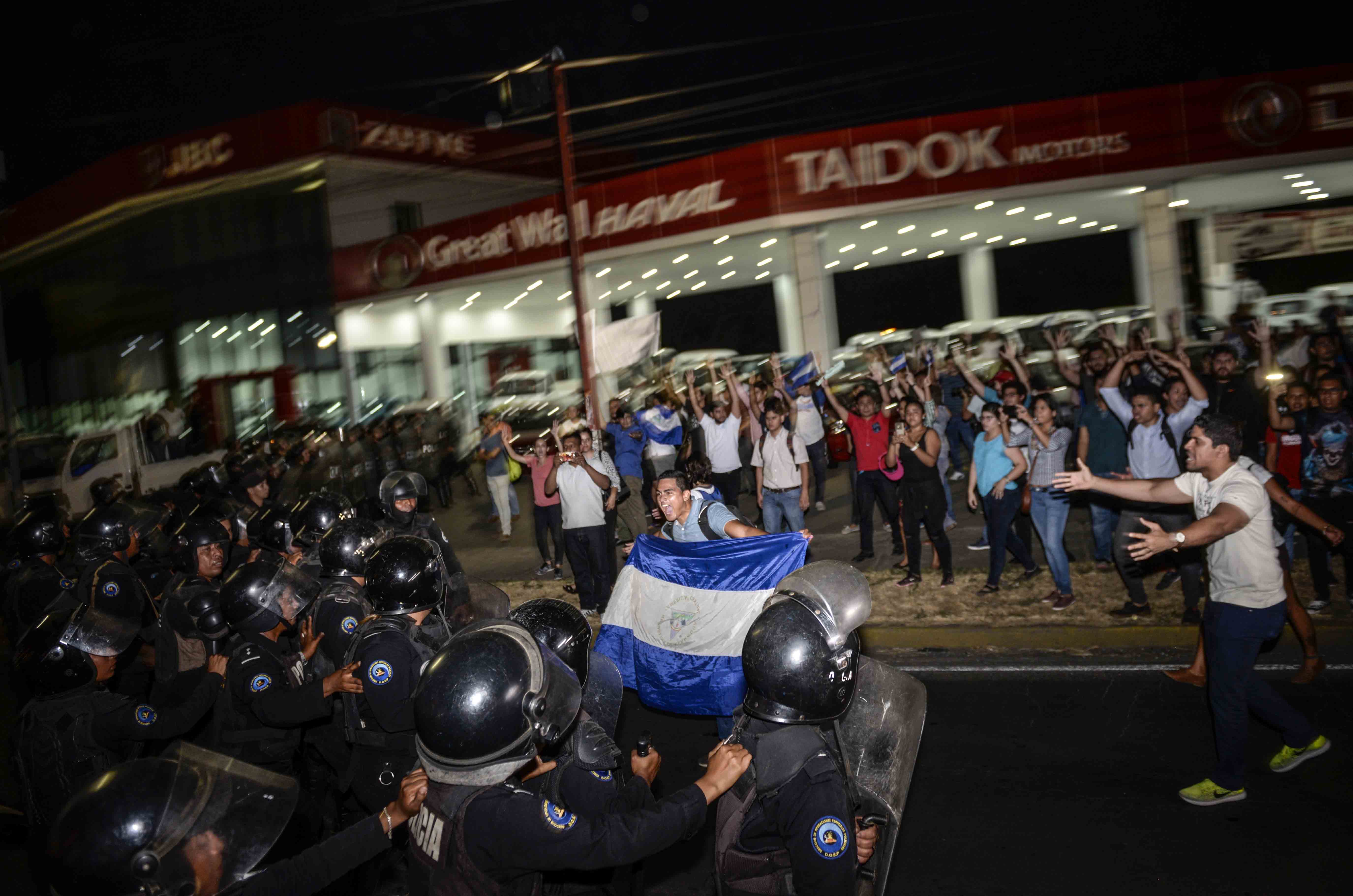 protestas en nicaragua, camino de oriente