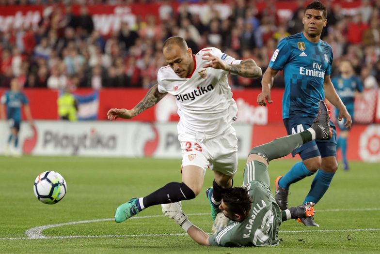 El Sevilla se reengancha a Europa y aleja al Madrid de la segunda plaza