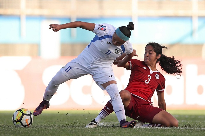 Selección de Futbol Femenina consigue clara victoria sobre El Salvador en amistoso