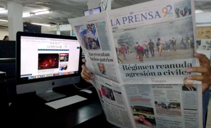 Los lectores del diario LA PRENSA ahora recibirán menos páginas como parte de un proceso de reajustes. LA PRENSA/MARIO RUEDA