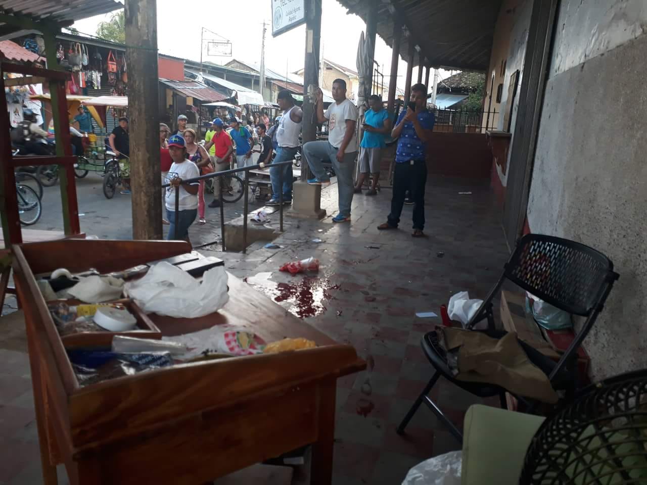 Sujetos a bordo de motocicletas matan a un cambista en Rivas para robarle 70 mil dólares