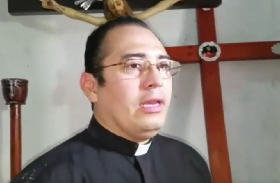 Párroco de la iglesia San Pedro en León habla sobre el ataque de policías