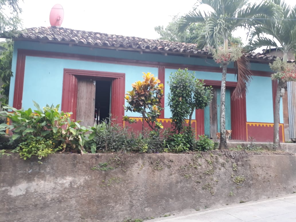 Funcionarios orteguistas intentan desalojar de su casa a una anciana en Madriz