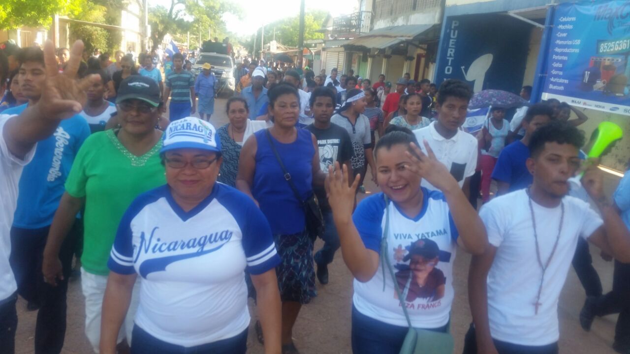 Autoconvocados indígenas de Bilwi marchan para exigir justicia por los asesinados durante las protestas