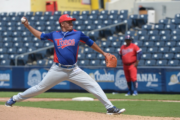 Omar Cisneros, Toros de Chontales, Pomares