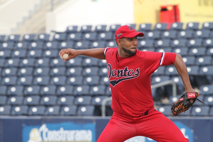 Jorge Bucardo abrirá por los Dantos en el primer partido de final del beisbol nacional ante el Bóer. LA PRENSA/MANUEL ESQUIVEL