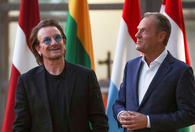 Bono (U2): «Europeos y africanos, juntémonos y dominemos el mundo»