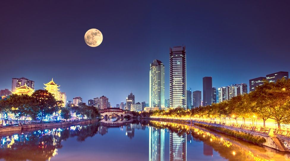 La «luna artificial» que quieren poner en órbita para iluminar una ciudad de China
