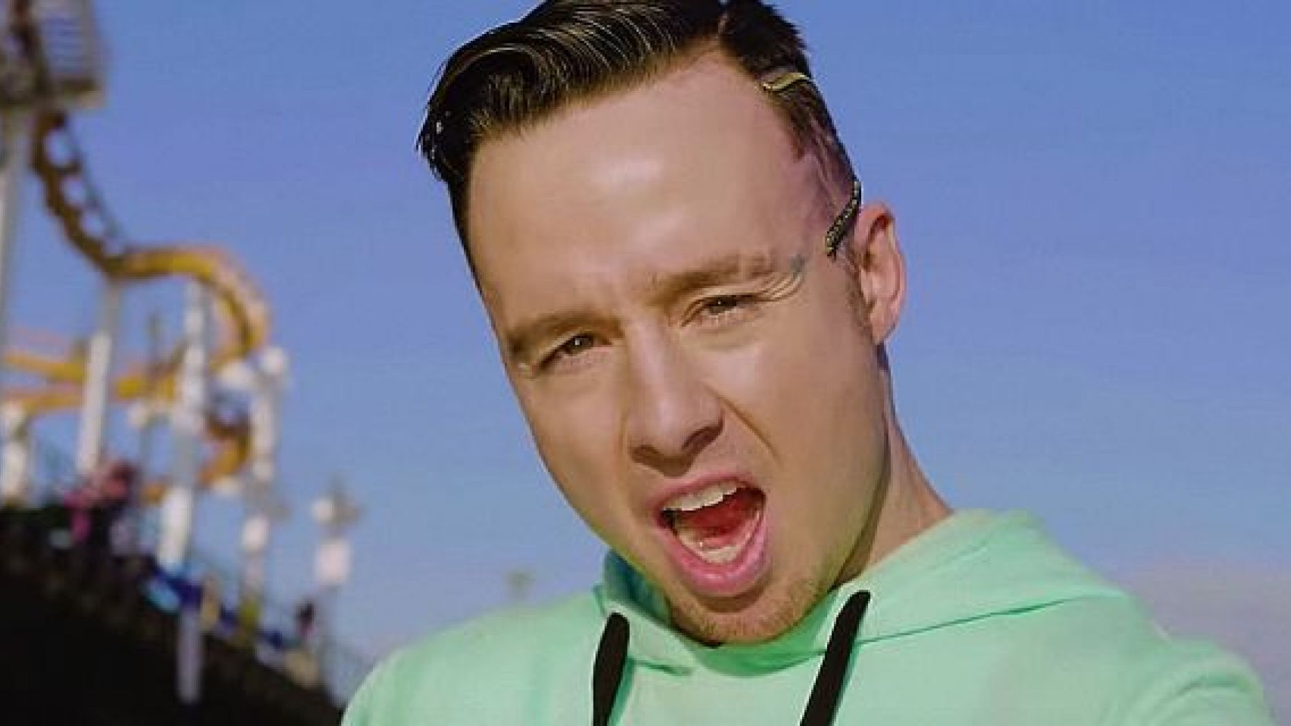 Muere el rapero Jon James de 34 años tras caer de un avión mientras grababa un videoclip