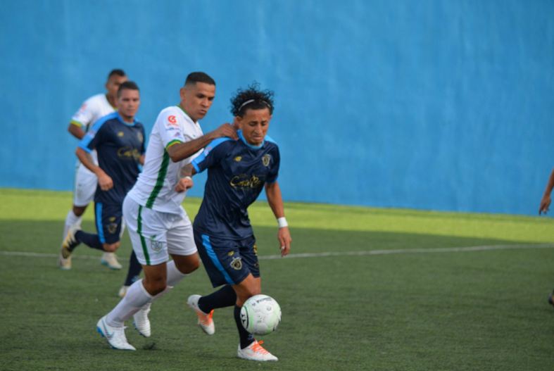 Byron Bonilla regresa con gol y asistencia en Costa Rica