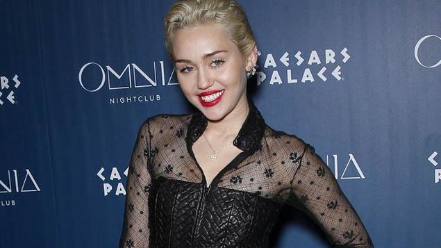 Miley Cyrus y Neil Young pierden sus casas por incendio de California