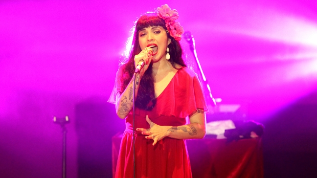 Mon Laferte: «Hacer ‘música cebolla’ es como mi revancha»