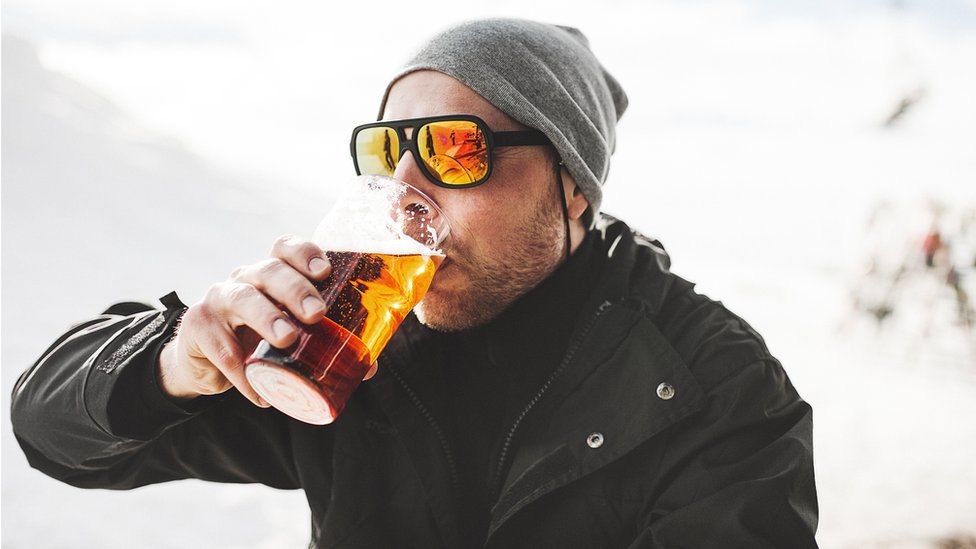 Cuáles son los países que más alcohol consumen (y cual es la razón científica que lo explica)