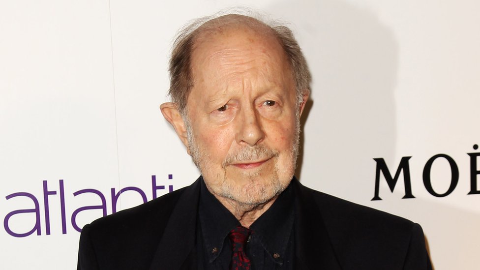 Nicolas Roeg, el cineasta que trabajó con David Bowie, muere a los 90 años