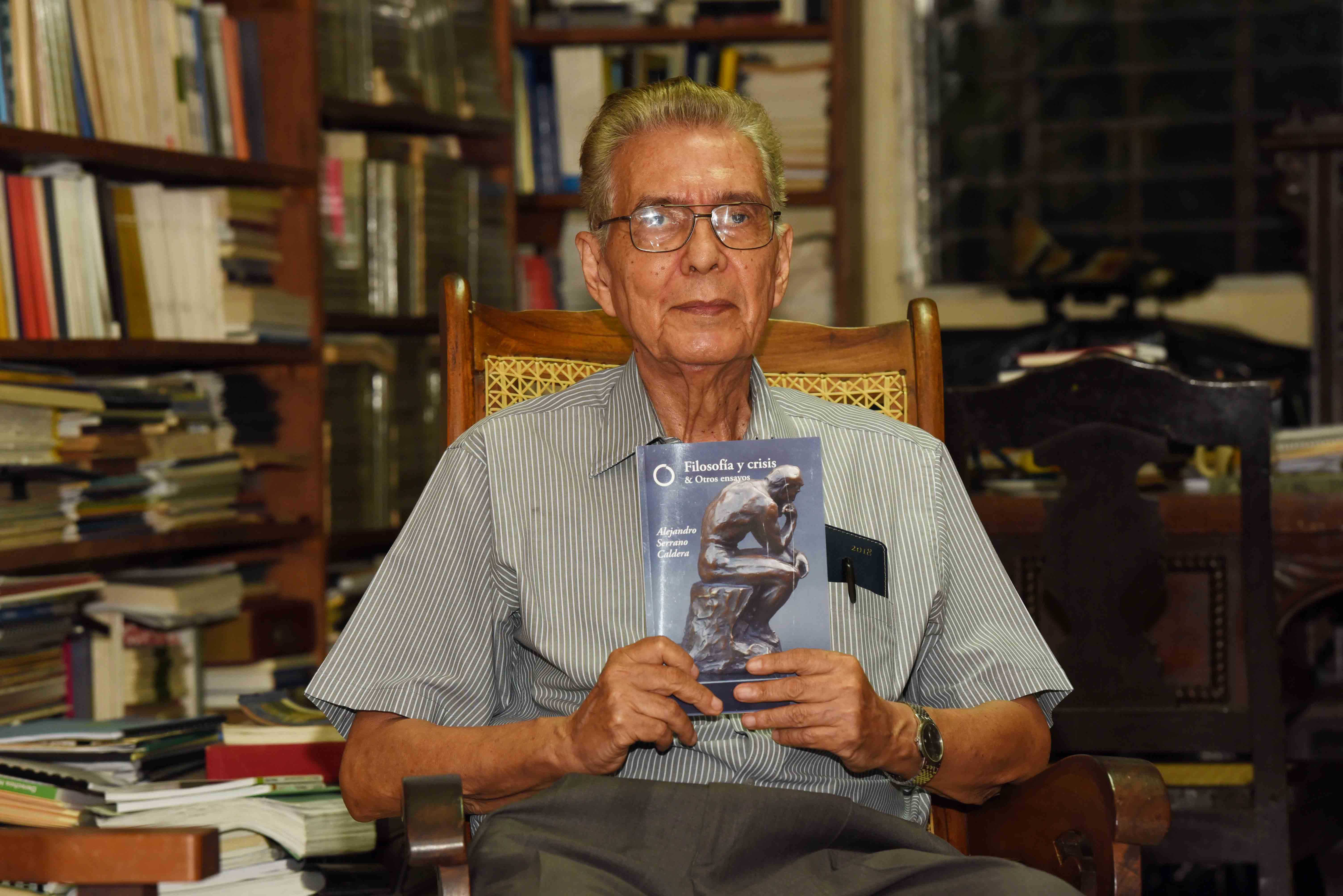 Alejandro Serrano Caldera, Libro Filosofía y Crisis, Nicaragua, España