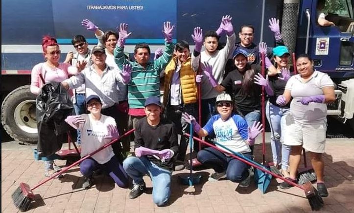 Nicaragüenses exiliados realizan jornadas de limpieza en parques de Costa Rica