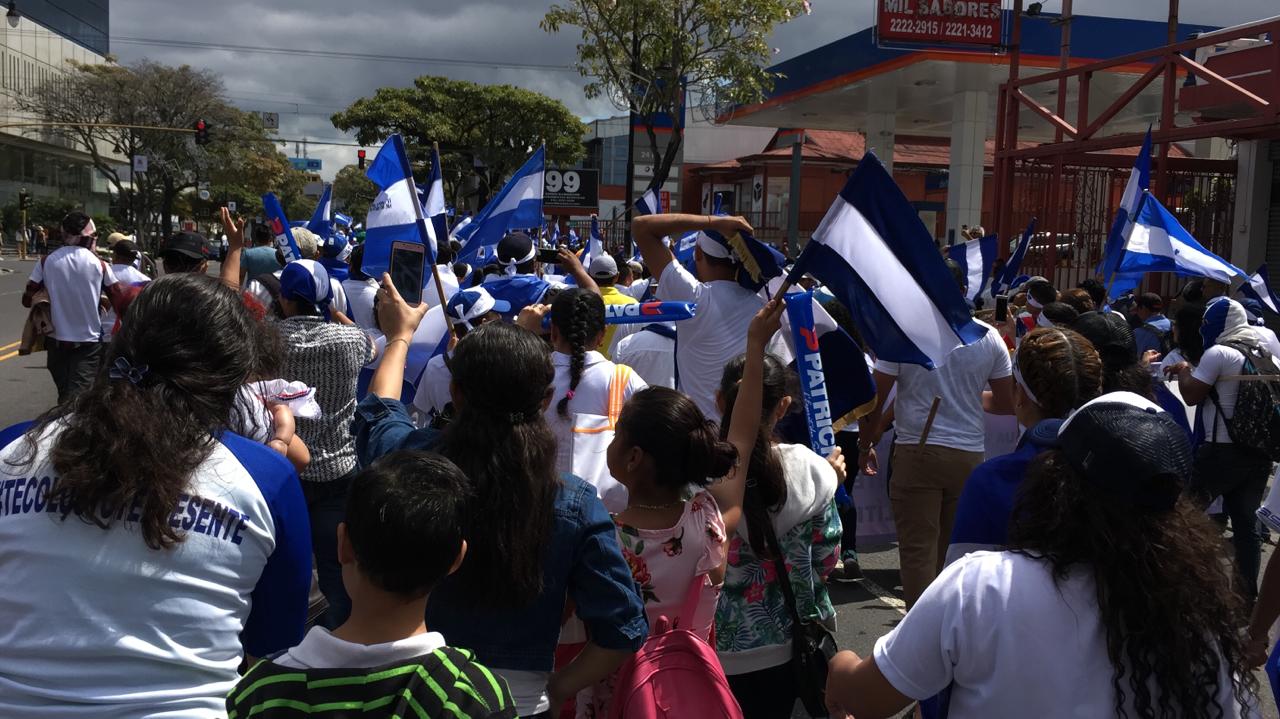 La marcha de este domingo en Costa Rica forma parte de una jornada de protestas organizada por nicaragüenses en el exilio. LA PRENSA/ GERALL CHÁVEZ/ CORTESÍA